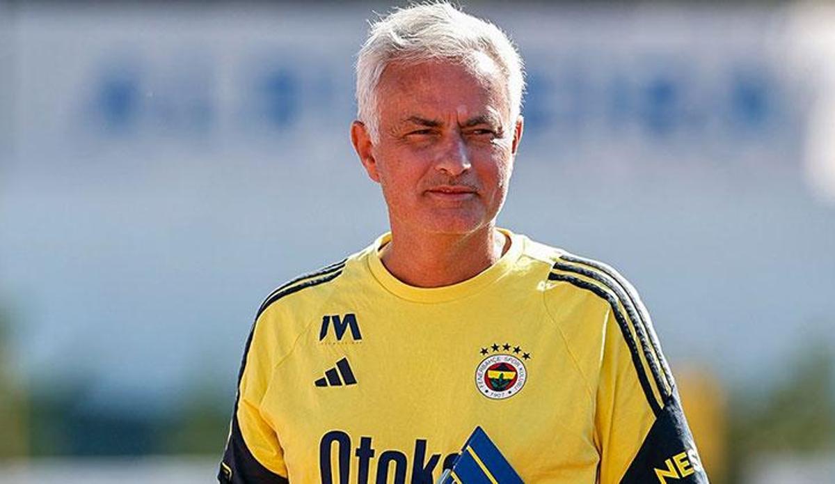 Fanatik: CANLI İZLE | Fenerbahçe - Portimonense hazırlık maçı (Canlı yayın bilgileri) - FB maçı şifresiz