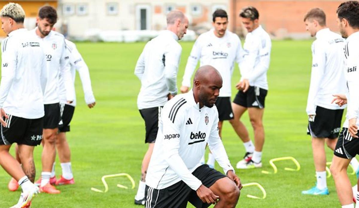 Fanatik: Avusturya kampını tamamlayan Beşiktaş, İstanbul'a döndü