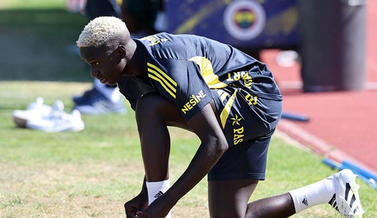 Fanatik: Fenerbahçe'de yeni transfer Abdou Aziz Fall kampa katıldı