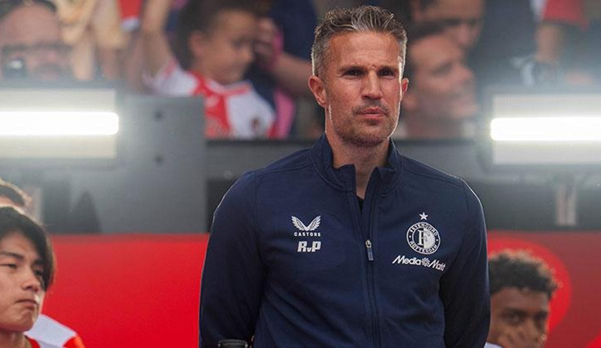 Fanatik: Robin van Persie'den Fenerbahçe'ye gönderme: 'Bizimle aynı sorunu yaşıyorlar'