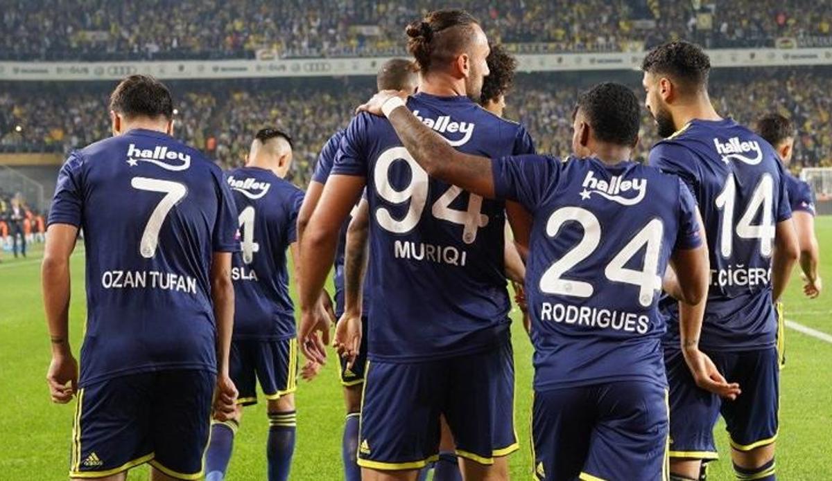Fanatik: NEYDİ NE OLDU: Fenerbahçe ve Galatasaray'ın eski yıldızı kulüpsüz kaldı