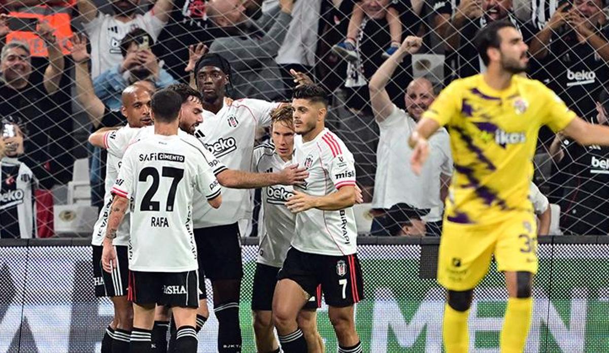 Fanatik: Beşiktaş - Eyüpspor maçı Canlı Anlatım - BJK Eyüp maç kadrosu, skoru ve istatistikleri