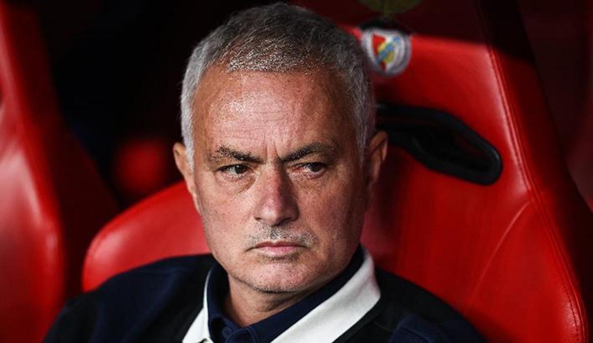 Fanatik: Fenerbahçe'de Jose Mourinho dönemi yaklaşık 15 ay sürdü
