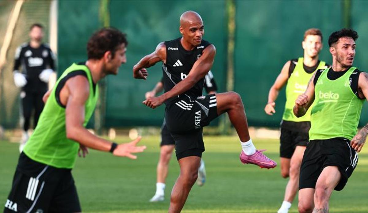 Fanatik: Beşiktaş'ta Başakşehir maçı hazırlıkları devam etti