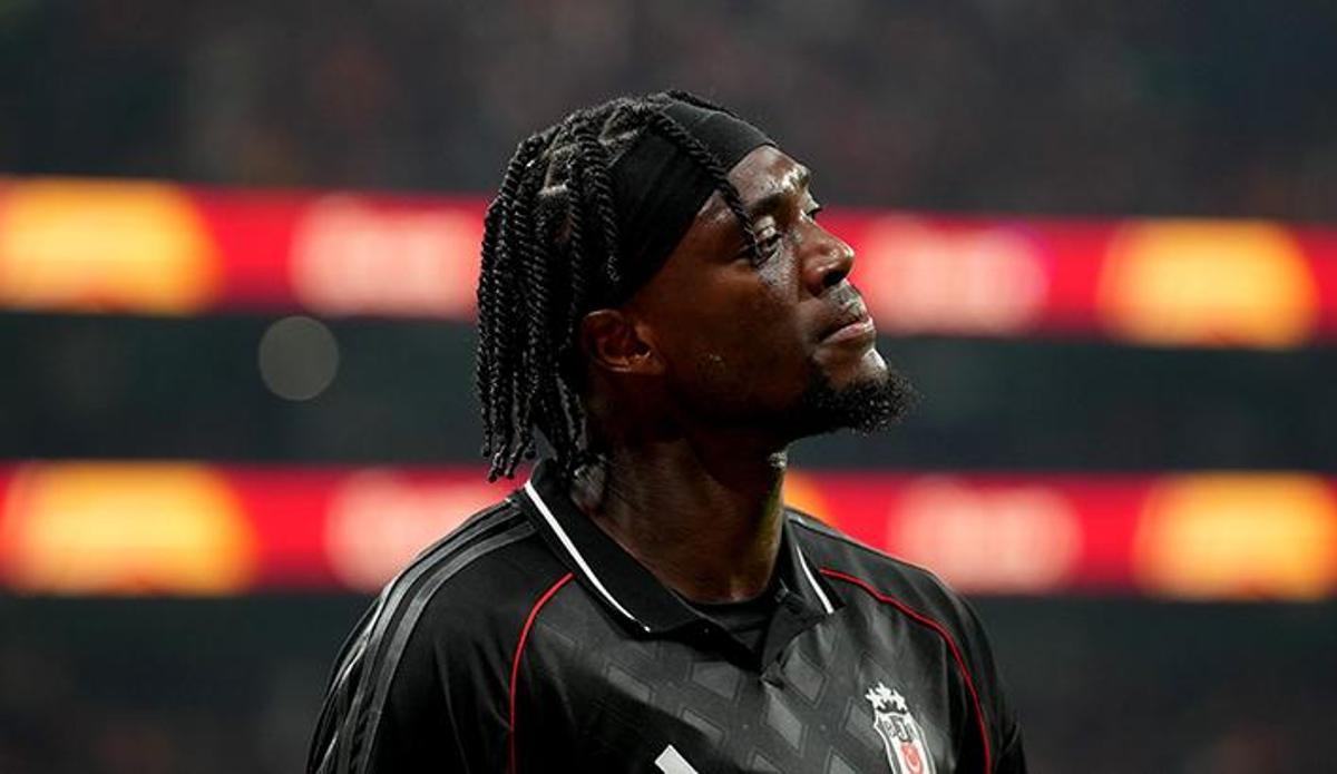 Fanatik: Beşiktaşlı Abraham gol sayısını 8'e yükseltti