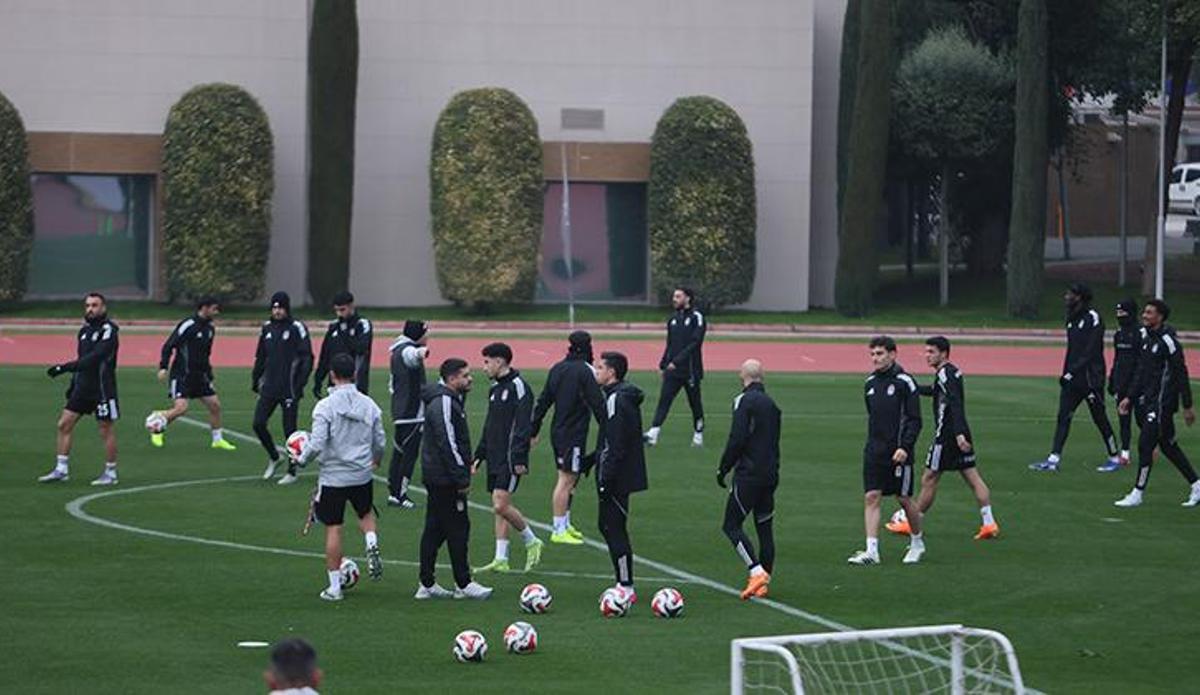 Beşiktaş'ta eksik! Antrenmanda yer almadı