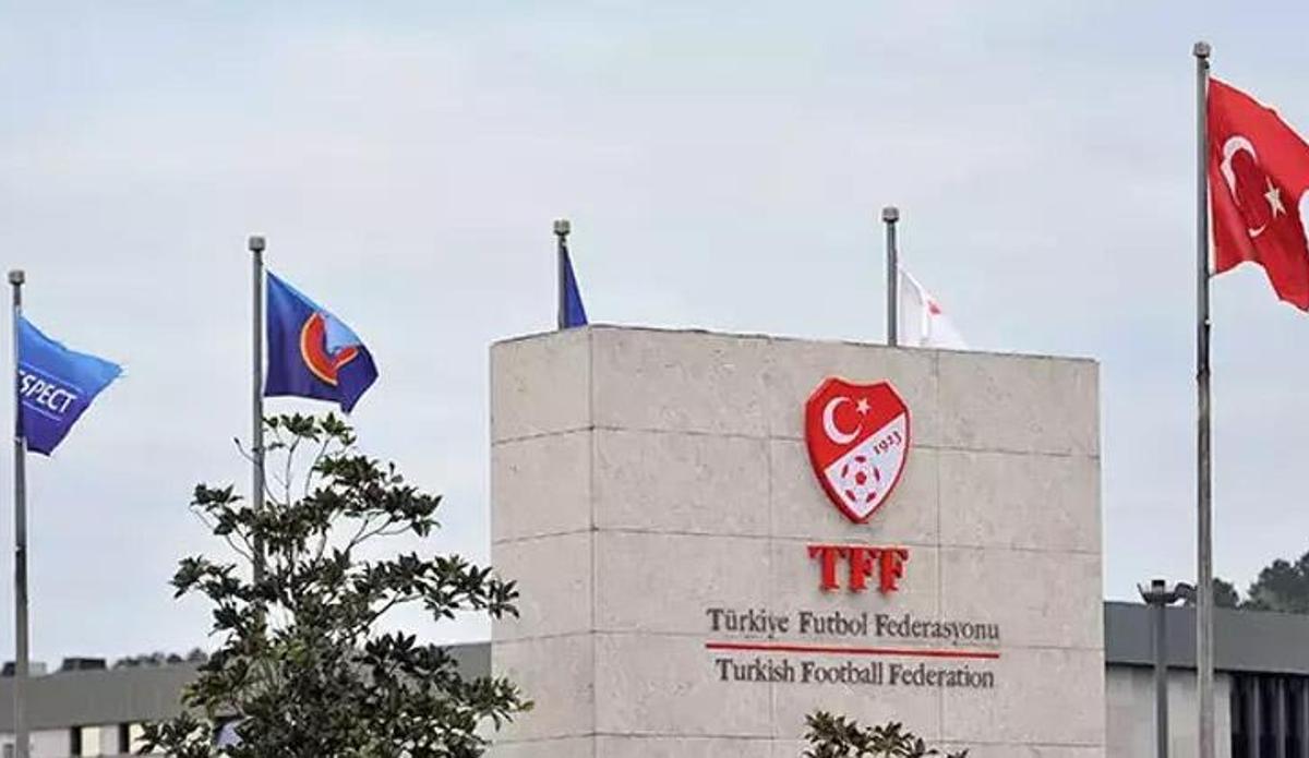 PFDK'den Beşiktaş ve Fenerbahçe'ye para cezası