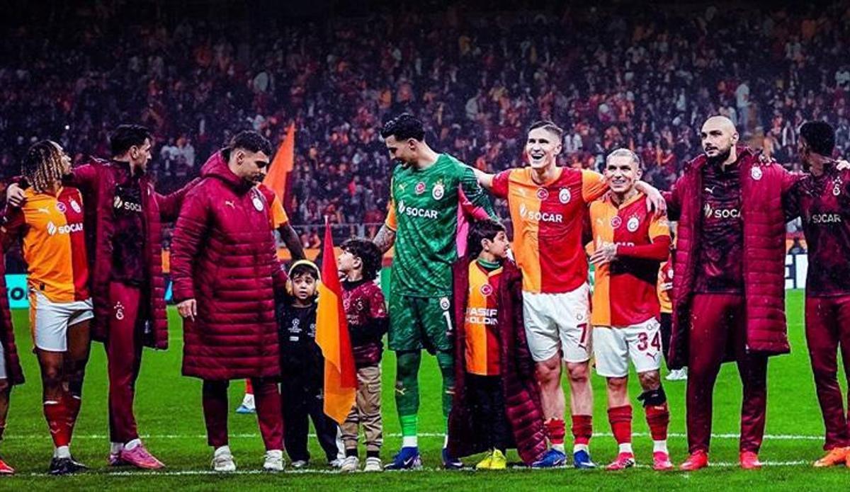 Fanatik: 'Liverpool transfer için Galatasaray ile temas kurdu' Sarı-kırmızılı yıldızın babası açıkladı: Üç Macar oyuncu olacak