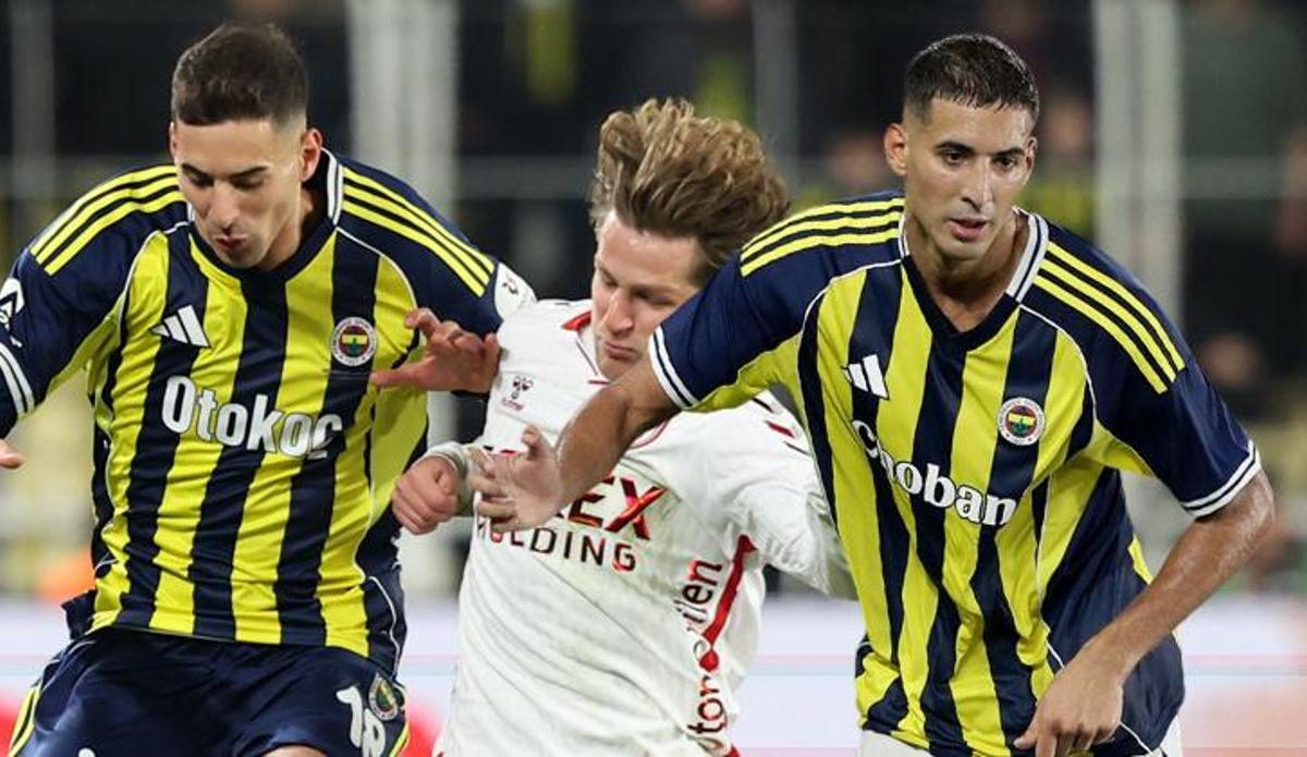 Fanatik: Fenerbahçe'de Mert Müldür hedef tahtasında! Taraftarlar ıslıkladı