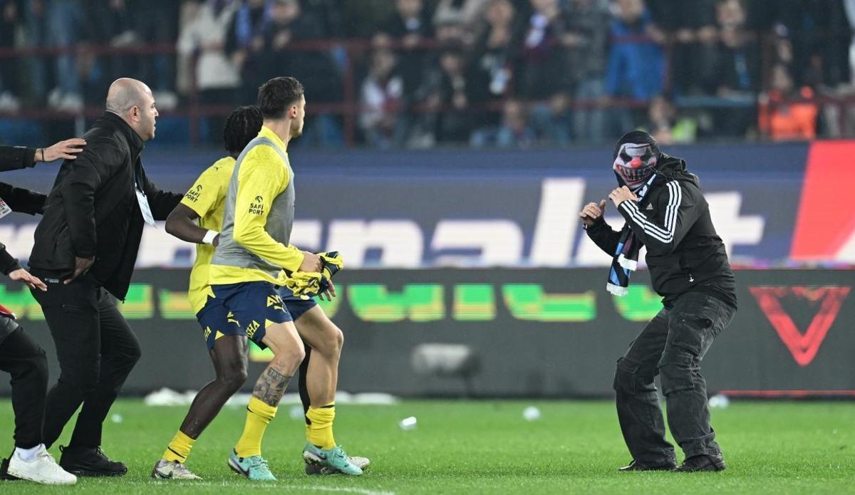 Fenerbahçe oyuncuları Trabzonspor maçında cezalandırıldı: 12 bin lira para cezası