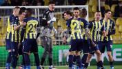 Fenerbahçe taraftarı çıldırdı, topa tuttu: Ali Koç istifa! Rezil olmadığınız başka takım kaldı mı?