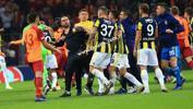 Galatasaray - Fenerbahçe derbisindeki olaylardan kareler!