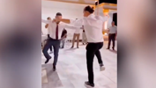 Galatasaraylı Taylan Antalyalı'dan zeybek performansı!