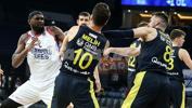 SON DAKİKA! Anadolu Efes - Fenerbahçe Beko maçında kavga! Melih Mahmutoğlu ile Chris Singleton birbirine girdi