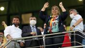 SON DAKİKA | Kayserispor Başkanı Berna Gözbaşı'nın locasına saldırı