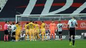 Beşiktaş-Ankaragücü maçında penaltı krizi! Joseph Paintsil ile Emre Güral...