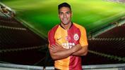 Galatasaray'ın yeni transferi Falcao böyle poz verdi! İşte o fotoğraflar...