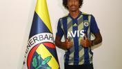 Luiz Gustavo Fenerbahçe'ye imzayı attı, Çubuklu'yla ilk pozunu verdi