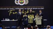 Fenerbahçe'de Mesut Özil'in formaları rekor fiyata satıldı