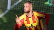 Transferin gözdesi Alpaslan Öztürk ligin en golcü savunma oyuncusu