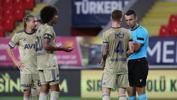 Fenerbahçe'de şok! Serdar Aziz kırmızı kart gördü