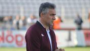 Mehmet Altıparmak önce play-off'ta eliyor sonra Süper Lig'e çıkartıyor