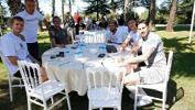 Ahmet Ağaoğlu, futbolcular ve aileleri ile yemekte buluştu