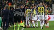 Fenerbahçe - Trabzonspor maçında İrfan Can Kahveci'ye direkt kırmızı kart!