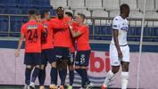 Kasımpaşa - Denizlispor maçında ev sahibinin 2. golü sonrası ortalık karıştı
