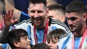 2018'den 2022'ye! Lionel Messi'nin kırmızı kurdelesi