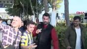 Fenerbahçe'yi karşılayan taraftarlar, Volkan Demirel sürprizi yaşadı