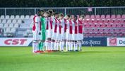 Hollanda'da maçlar öncesi deprem nedeniyle saygı duruşu