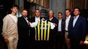 Fenerbahçe haberleri | Fenerbahçe'nin yeni teknik direktörünü ve ilk transferini açıkladı