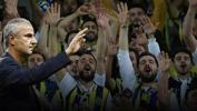 Fenerbahçe tribünlerinden İsmail Kartal'a büyük onur!