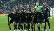 Beşiktaş'tan flaş karar! Yıldız futbolcunun sözleşmesi donduruldu