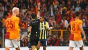 Derbide Djiku'ya kırmızı kart! Fenerbahçe, Galatasaray karşısında 10 kişi...