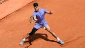 Carlos Alcaraz returns with dominant win, targets Rome crown
