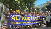 Fenerbahçe taraftarından dev protesto!