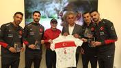 TFF Başkanı İbrahim Hacıosmanoğlu ve Merih Demiral'dan Aziz Sancar'a ziyaret