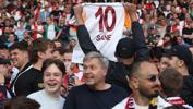 Feyenoord-Fenerbahçe maçında Sane sürprizi! Galatasaray'ın yeni yıldızını tribünden sergilediler