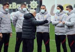 Terim yardımcılarını dinliyor mu?