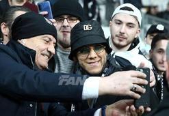 Beşiktaş taraftarlarından Josef de Souza'ya yoğun ilgi