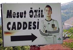 Mesut Özil'in o fotoğrafı değişiyor