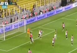Fenerbahçe 3-0 Feyenoord (Valbuena)