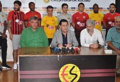 Eskişehirspor'dan imza şov!