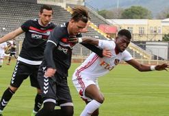 Manisaspor uçak parası bulamadı!