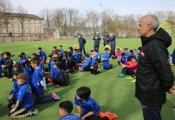 Oğuz Çetin ve Mustafa Doğan Fenerbahçe'nin futbol kampına katıldı!