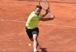 Marsel İlhan çeyrek finalde