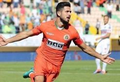Emre Akbaba için 3 büyükler devrede