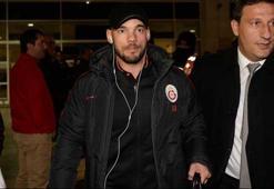 SNEIJDER! İzin aldı, Paris'e gitti